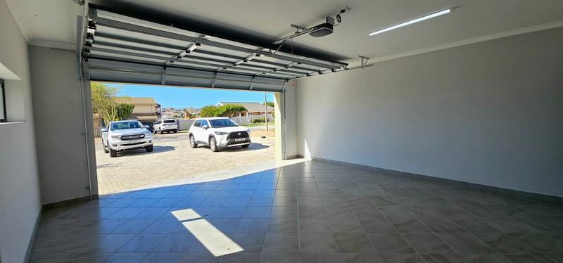 To Let 3 Bedroom Property for Rent in Hartenbos Heuwels Western Cape